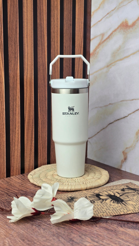 استنلی 30oz فلاکسی